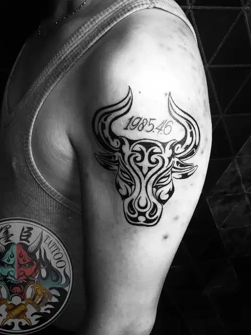 图腾牛_纹身图案手稿图片_李航的纹身作品集
