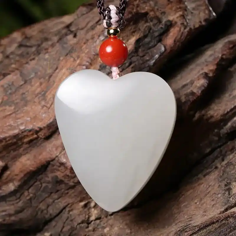 93939098892天然新疆和田玉羊脂玉心形爱心吊坠,玉质 - 抖音