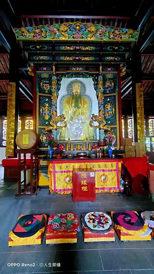 写美篇青羊宫主要建筑有山门,三清殿,唐王殿等