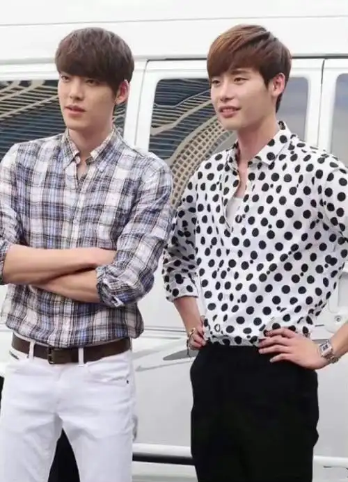 #李钟硕金宇彬最新同框#