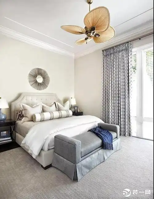 【武汉丰立装饰】为什么石膏线不过时?老师傅这么说的