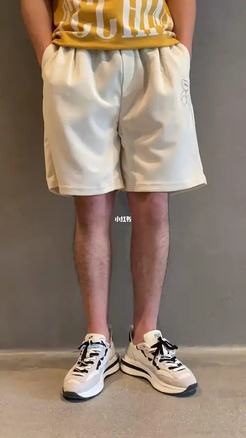 陈伟霆同款夜光小熊短裤_短裤_陈伟霆_置地国际金座自由行热门攻略