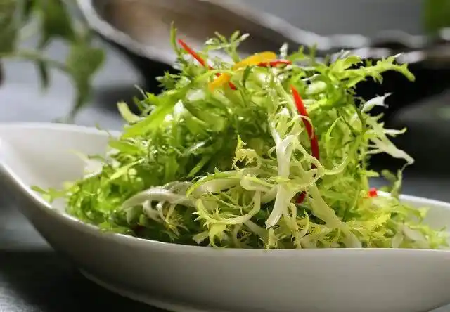 苦菊酱汁配比:生抽15克(海天),青芥辣5克(嘉豪牌,呛辣王),丘比沙拉汁