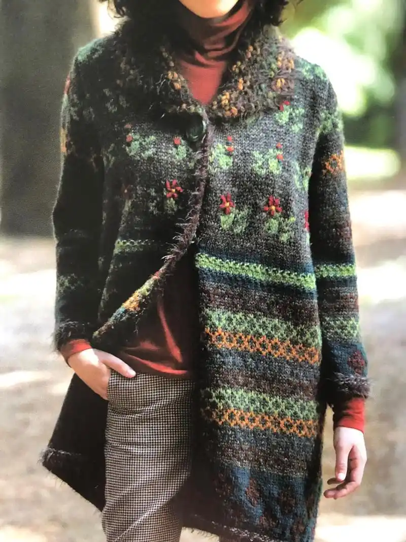 小刺绣大翻领长外套#棒针编织 #提花毛衣开衫图解 #棒针毛衣 - 抖音