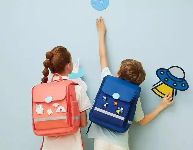 好书包好心情,背着上学更起劲!