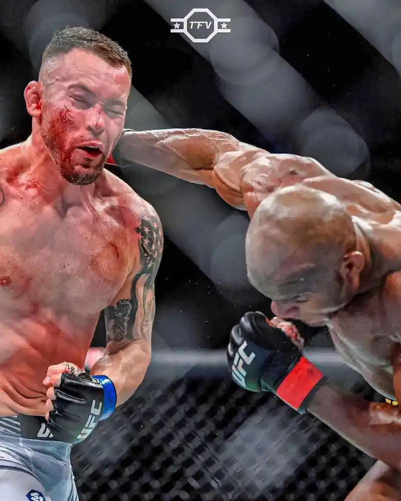 ufc268期的头条主赛:"乌斯曼90卡温顿"的精彩瞬间!  - 抖音