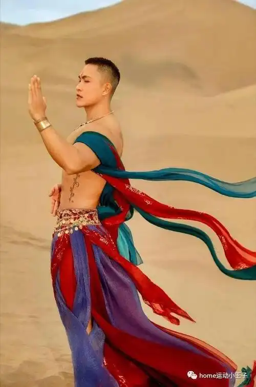 域外敦煌飞天男菩萨造型太惊艳