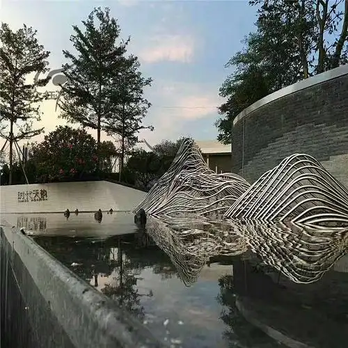 304不锈钢假山雕塑售楼部创意山形景墙雕塑