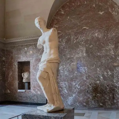 蒙娜丽莎的微笑永远是卢浮宫的镇馆之宝