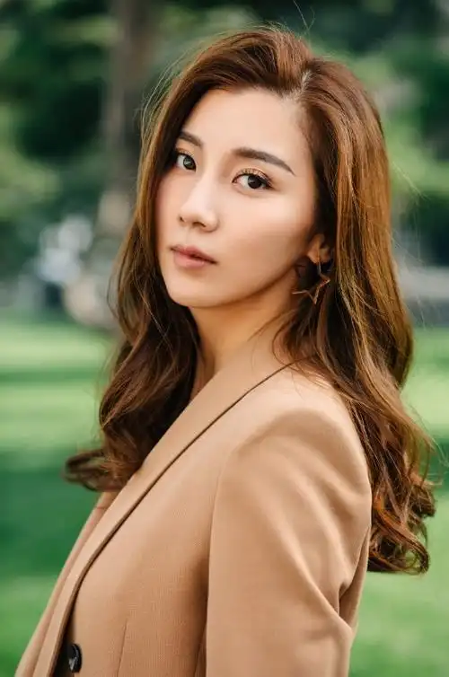 李子涵(李子涵安徽卫视主持人)