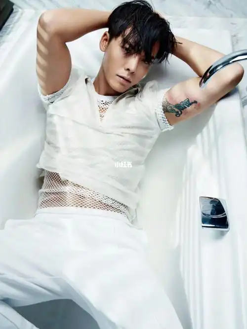 陈伟霆在线撩爆丨不信你扛得住