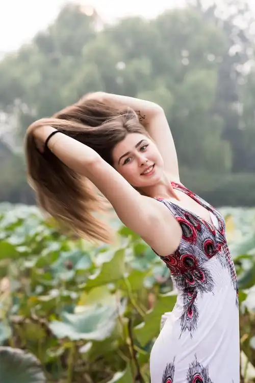 哈萨克斯坦姑娘------米莲娜