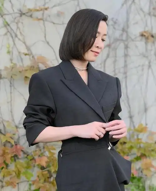 从"最普港姐"到"tvb一姐",佘诗曼凭的可不只是运气