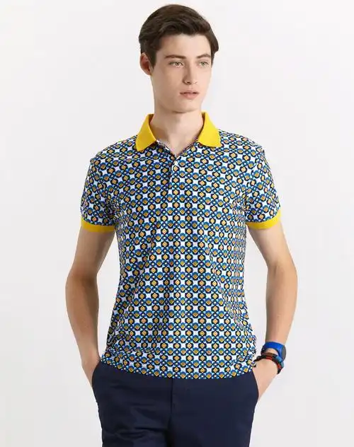 时尚全身彩色印花丝光棉男装短袖t恤黄蓝格