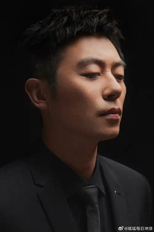 朱亚文志愿军出发图有点费脑