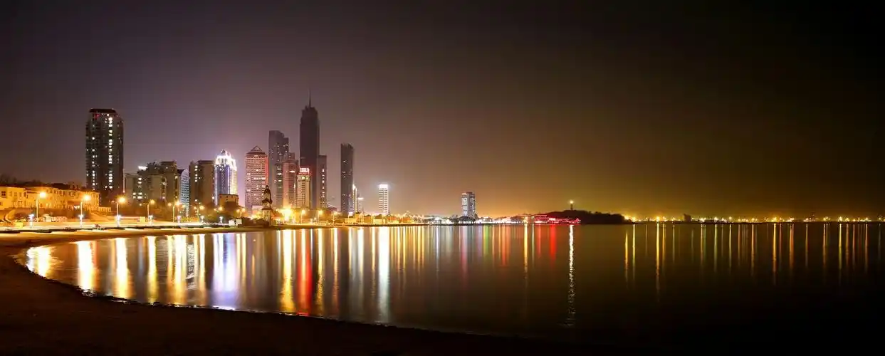 灯火璀璨不夜烟台