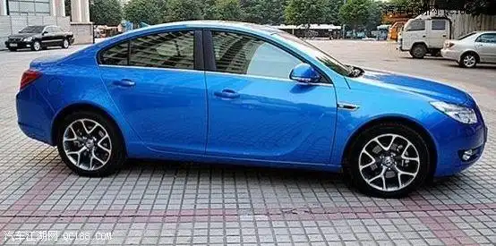 太给力了!蓝色新君威改装gs轮毂效果!