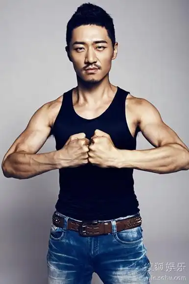 郑楚一助阵刺刀英雄成第一硬汉