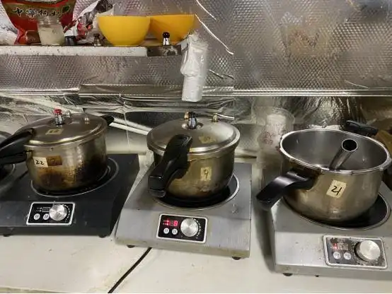 这间共享厨房让我们品味人间真情