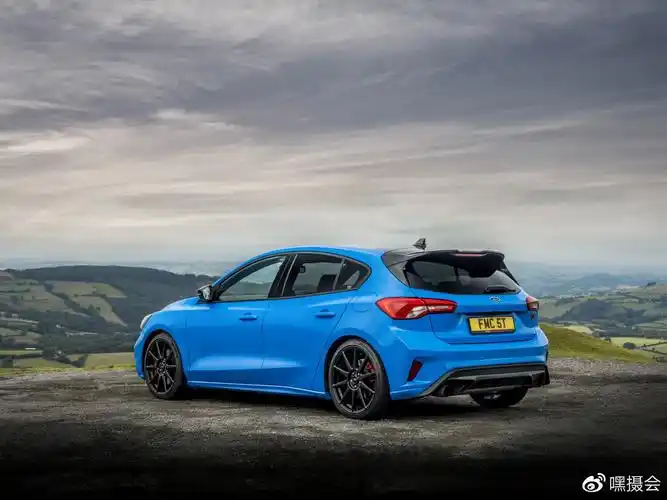 2021福特福克斯st版