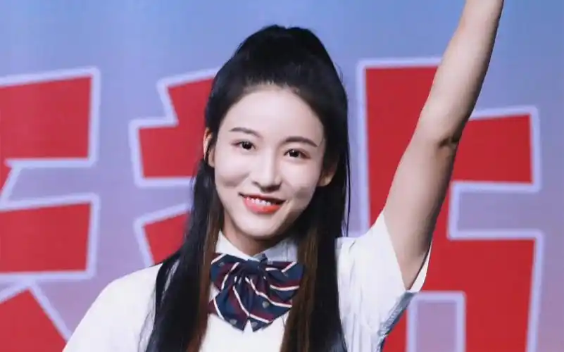 【孙芮】【燃野少年的天空】路演美颜focus 潘潘学姐好甜好可爱丨孙芮