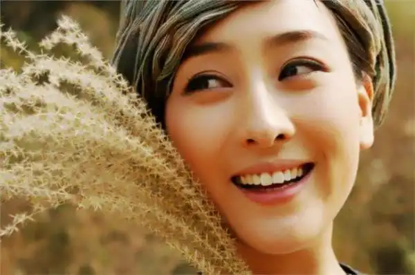 孔令辉的妻子杨舒婷个人资料背景