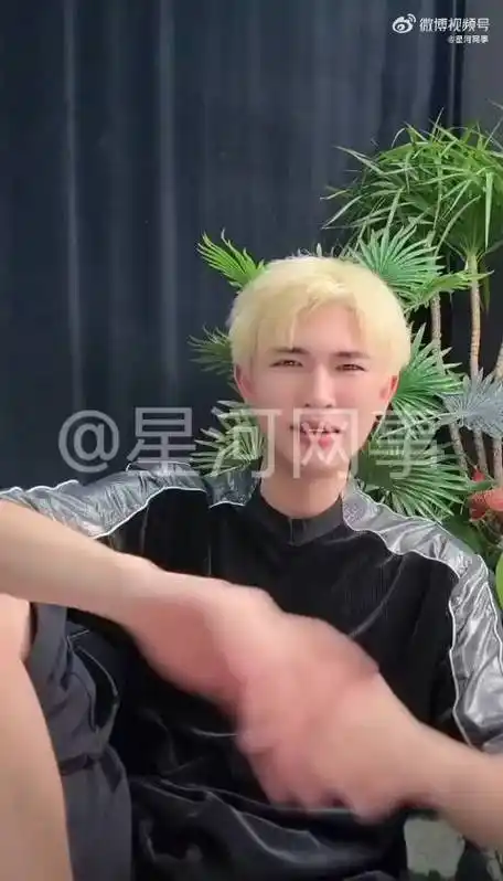 志虎不服换搭档 喊话牌牌琦逼急了我就一字反 志虎