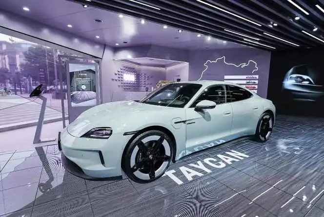 风格耀目:"保时捷限时风格空间"电亮杭州西子湖畔|保时捷|跑车|电气化