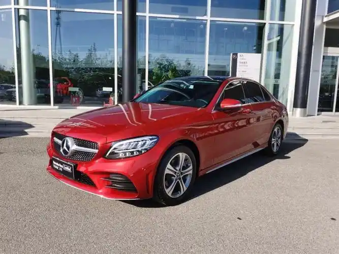 【天津】2019年06月 奔驰 奔驰c级 2020款 c 260 l 运动版 红色 自动