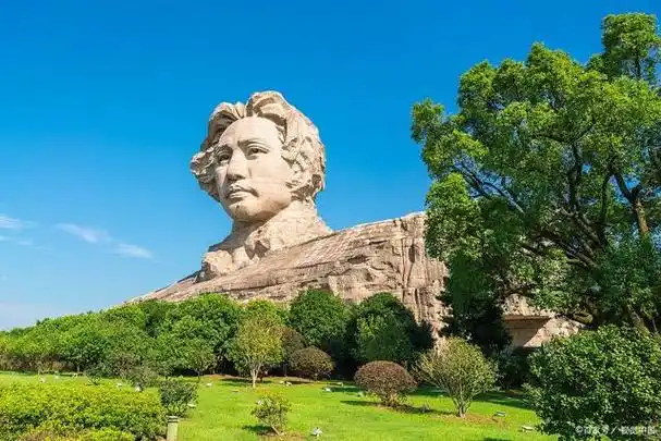 湖南长沙:历史的风华,美食的狂欢,一场心灵之旅