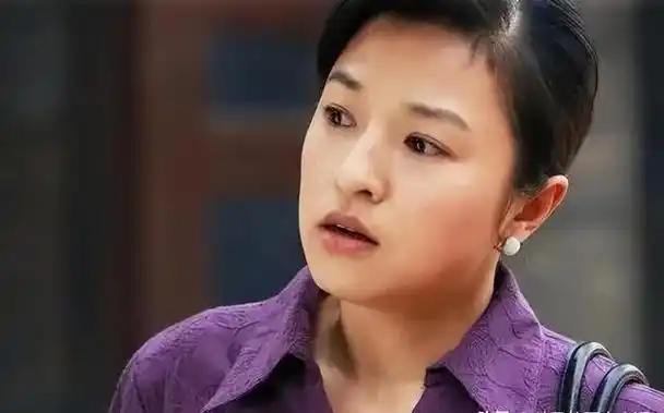 演员魏小军:40岁走红,5年之后又跑去读书,现在的她过得如何