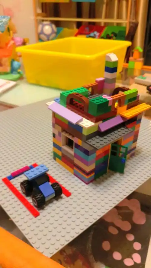 送给妈妈的礼物,用乐高积木做的小房子