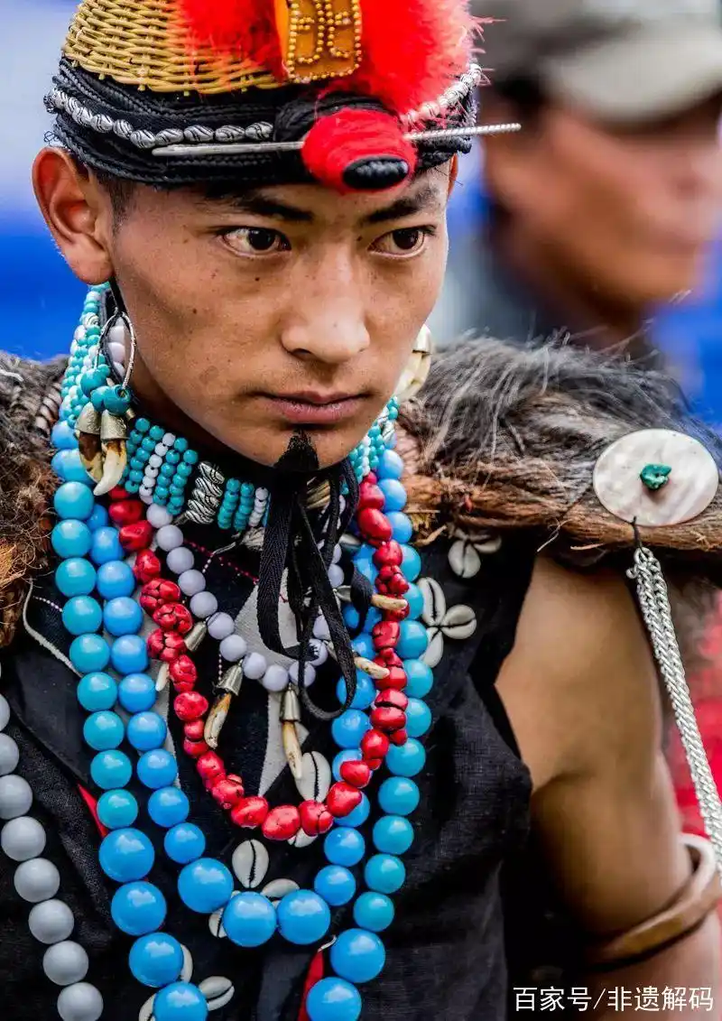 珞巴族服饰:审美与信念