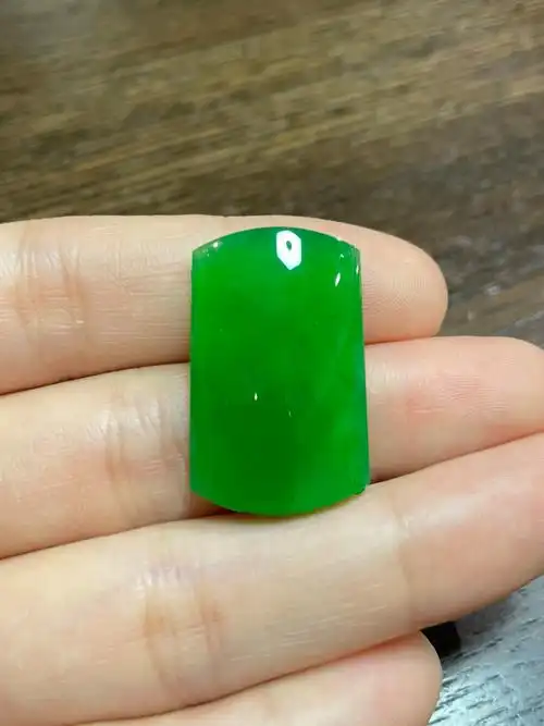 翡翠珠宝无事牌