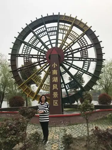 阳春踏青黄桥小南湖