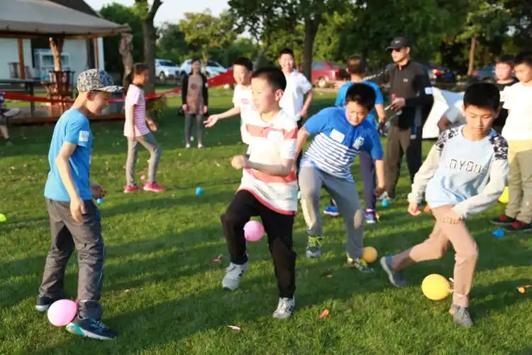 行走春天里,露营天地间--d2五(7)班"小手拉大手"亲子活动 - 美篇