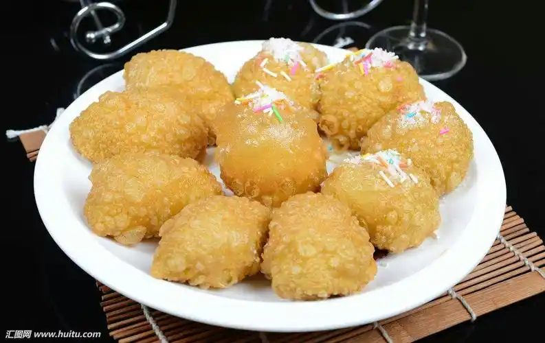 一斤面,一包奶,三两糖.油糕可是我们山西的一绝.