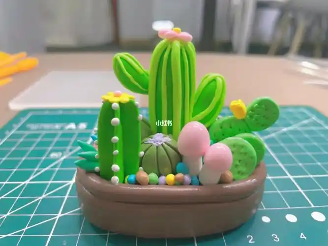 春天里的仙人掌超轻粘土怎么捏