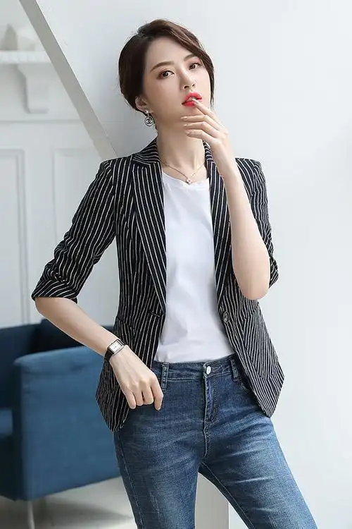 韩版女装条纹西服外套女显瘦大码新款秋冬季休闲复古网红小西装