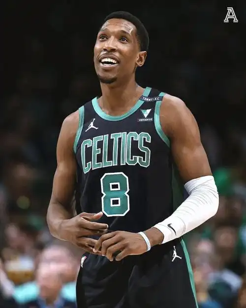 曝理查德森与凯尔特人提前续约一年 继续为凯尔特人征战