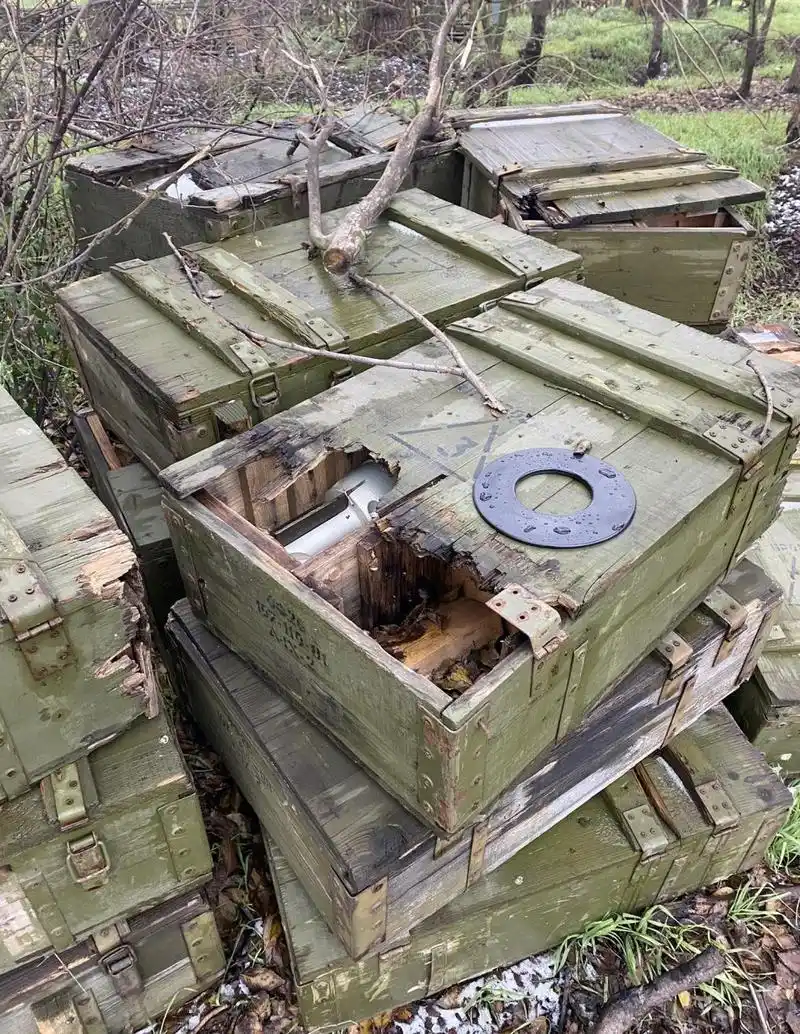 说不定会有人被自己遗弃的炮弹击中炸死.