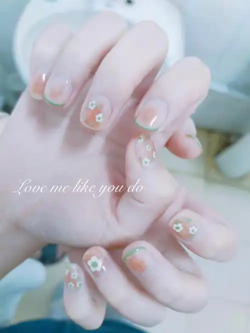 封校日常指甲油做美甲