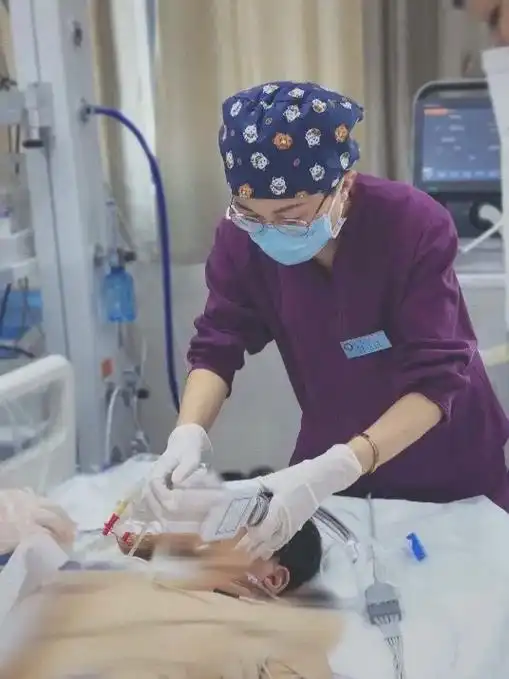 第13集:可视喉镜下经口气管插管术.气管插管,往往是分秒必争 - 抖音