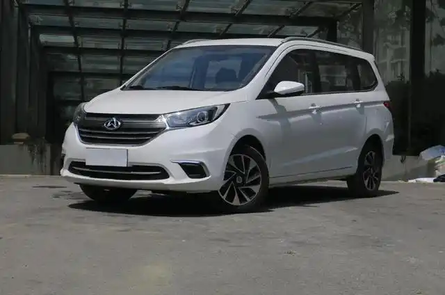 长安欧尚a600新车型上市 售价5.29万