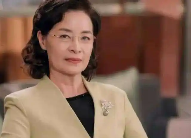 "婆婆妈妈"专业户顾艳:为家庭退圈,甘愿远离荧幕18年