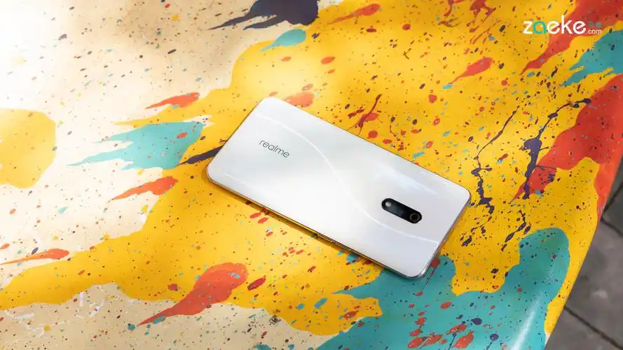 6767如果说有啥颜色永远不会过时,我觉得白色肯定是有力的竞争者.