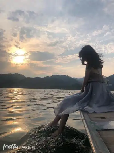 适合海边拍照姿势