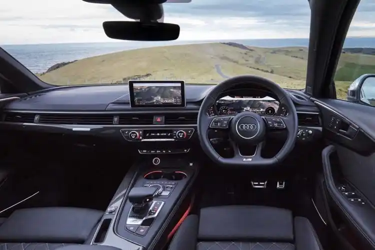 德国瓦罐精选细品2020款奥迪s4avant旅行车