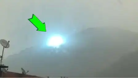 巨型球状闪电有多罕见?这10个神奇现象,如果没被拍到没人会相