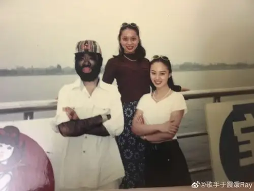 原创42岁中国第一毛孩娶到90后曾因与女护士相亲饱受争议